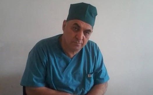 Tanınmış cərrah vəfat etdi 