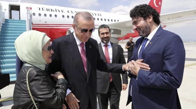 Hakan Taşıyan infarkt keçirdi,  vəziyyəti ağırdır