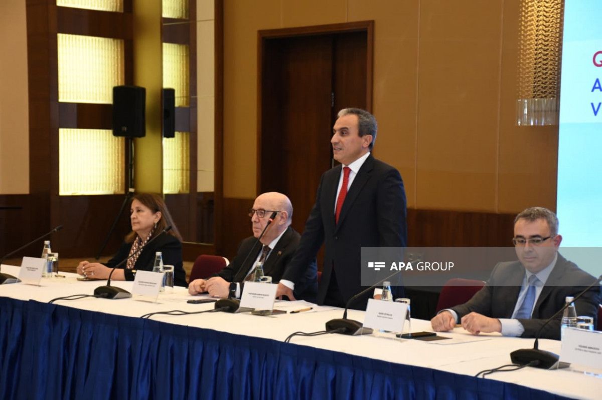 "Qafqazda ilk ürək transplantasiyası   - Dəyirmi masa