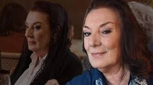 Məşhur aktrisa vəfat etdi 