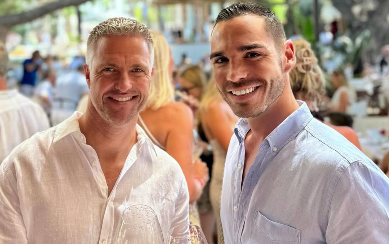 Şumaxerin qardaşı həmcinsi ilə nişanlandı -  FOTO