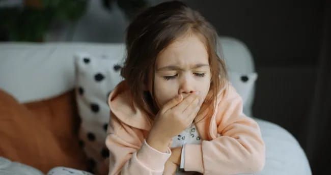 Qızdırma və öskürəyə diqqət:  Xəstəxanaya nə vaxt getməlisiniz? 