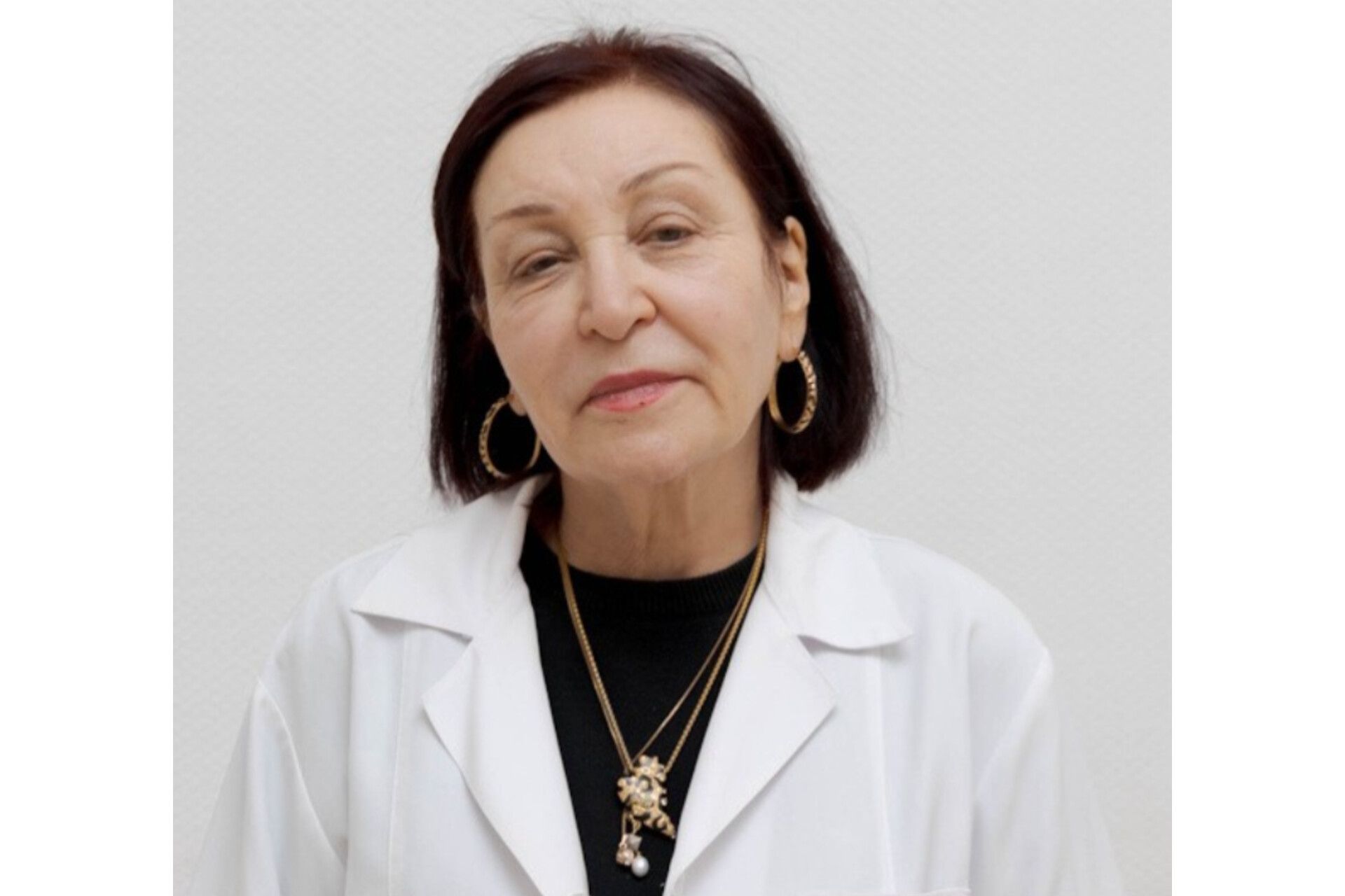 Tanınmış pediatr vəfat etdi -  FOTO