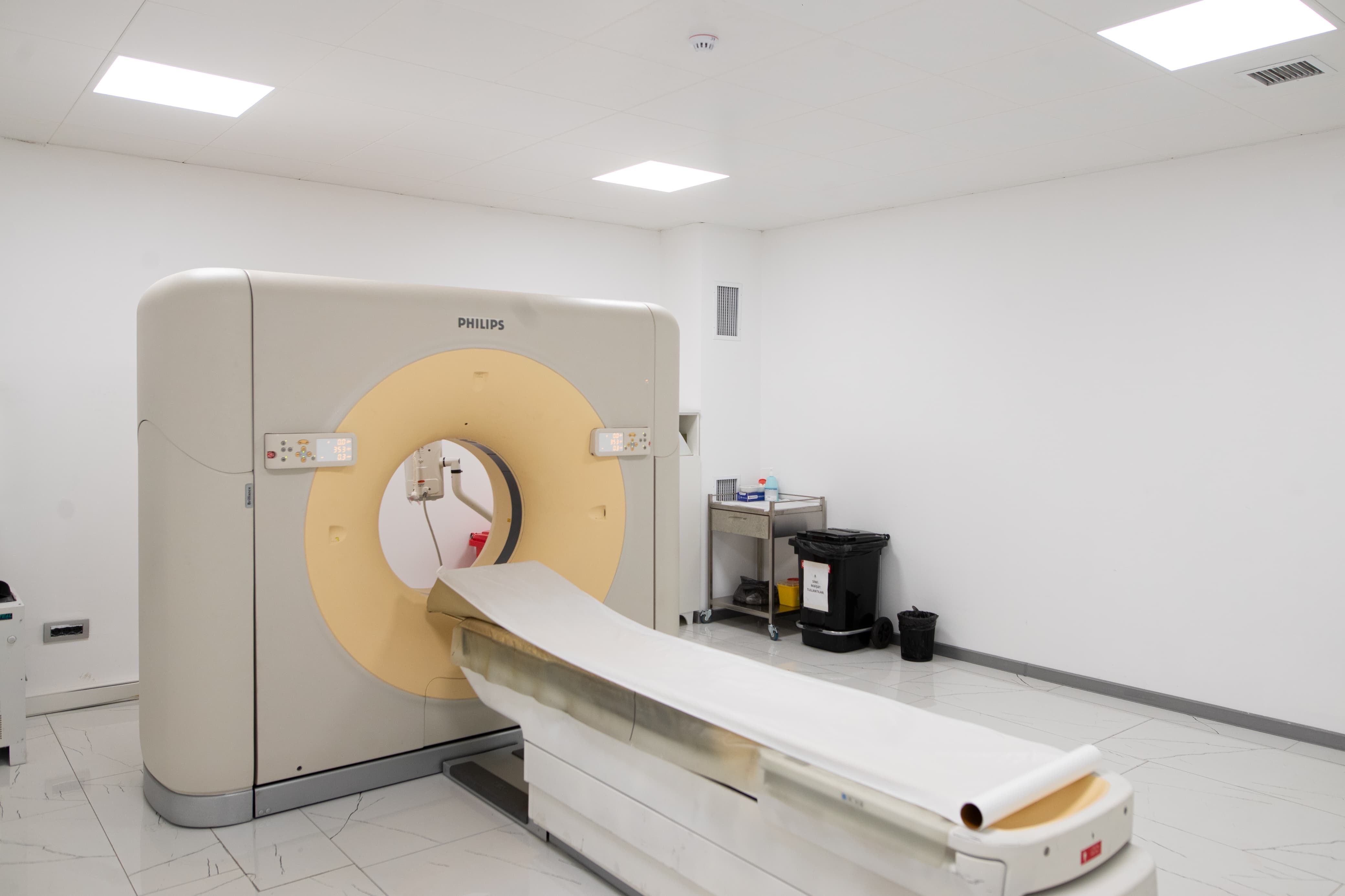 Avropa Beynəlxalq Hospitalı innovativ tibbin mərkəzinə çevrilir -  FOTO