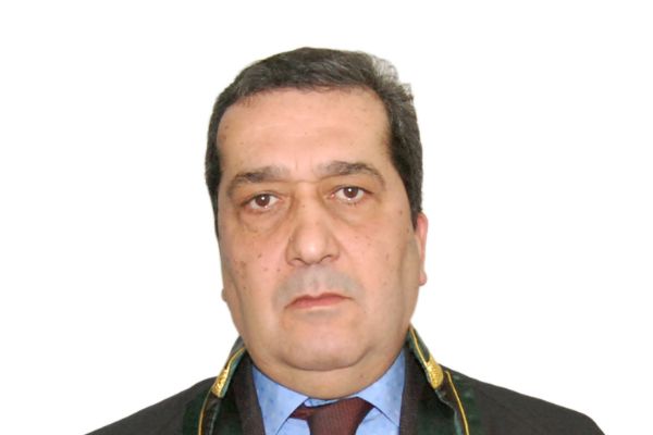 Azərbaycanda vəkil vəfat etdi 