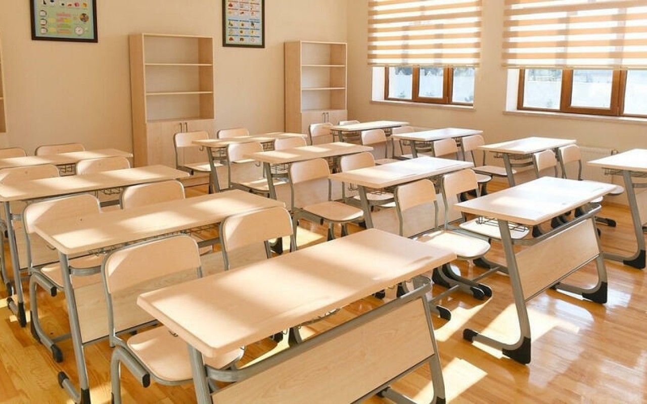 Dron hücumuna görə məktəblərdə tədris dayandırıldı -  Rəsmi