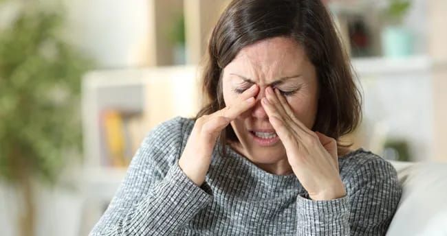 Burun tutulmasına diqqət! -  Qoxu itkisinin səbəbi ola bilər