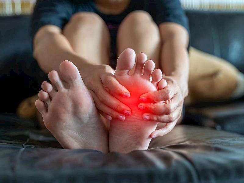 Gəzdikcə artan ayaq ağrısına  diqqət!