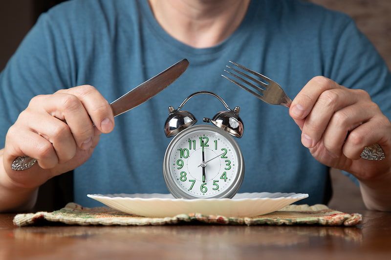 Aralıqlı oruc erkən ölüm riskini  artırır  – Xəbərdarlıq