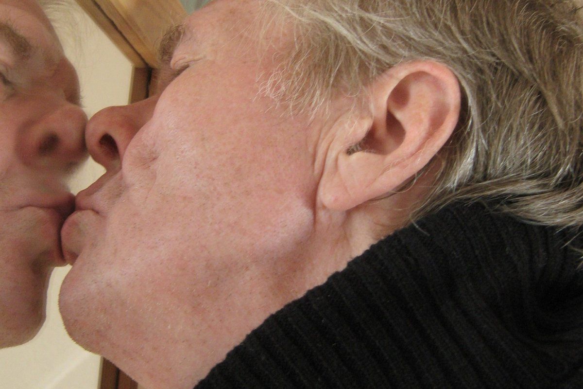 Güzgüdə bunu görürsüzsə  - demensiya əlaməti ola bilər