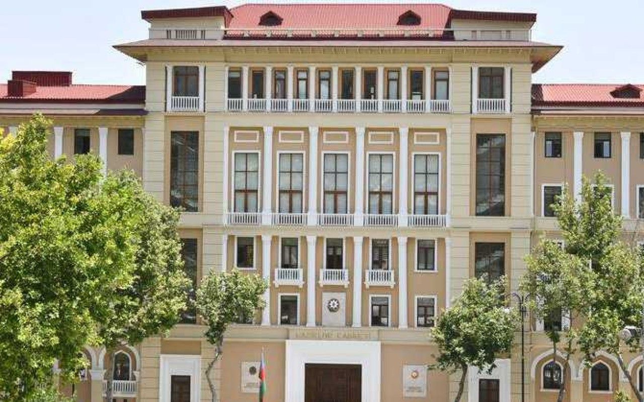 Xüsusi karantin rejiminin müddəti  yenə uzadıldı