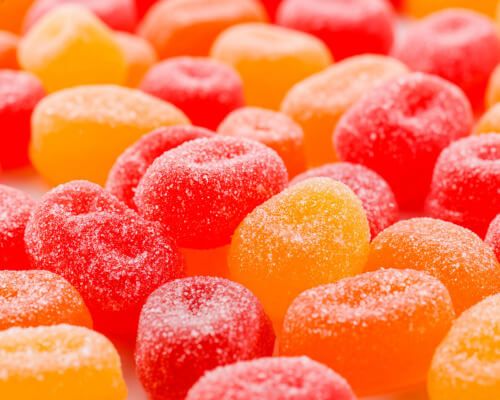 Uşaqlara narkotikli konfet paylayan müəllim tutuldu 