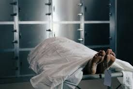 Poçta gələn kişi öldü 