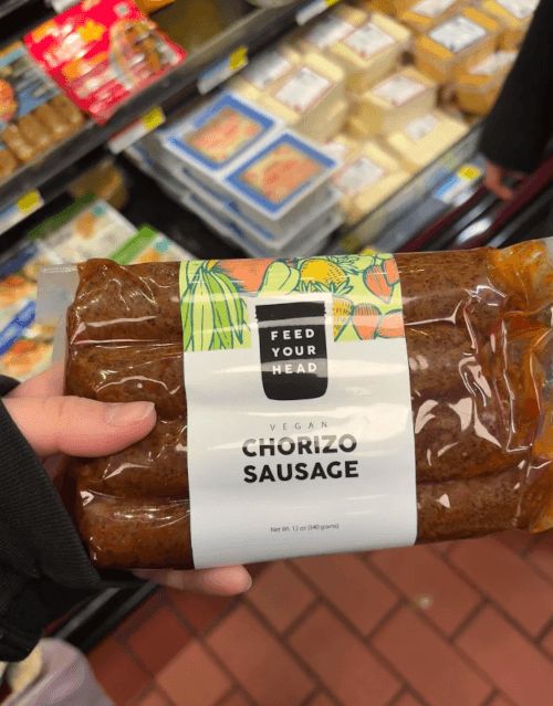 Soya kolbasası görünüşü ilə şoka saldı 