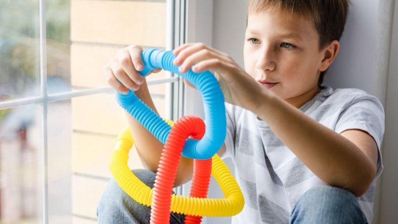 Autizmin səssiz həqiqəti:  Simptomlar gec bilinə bilər