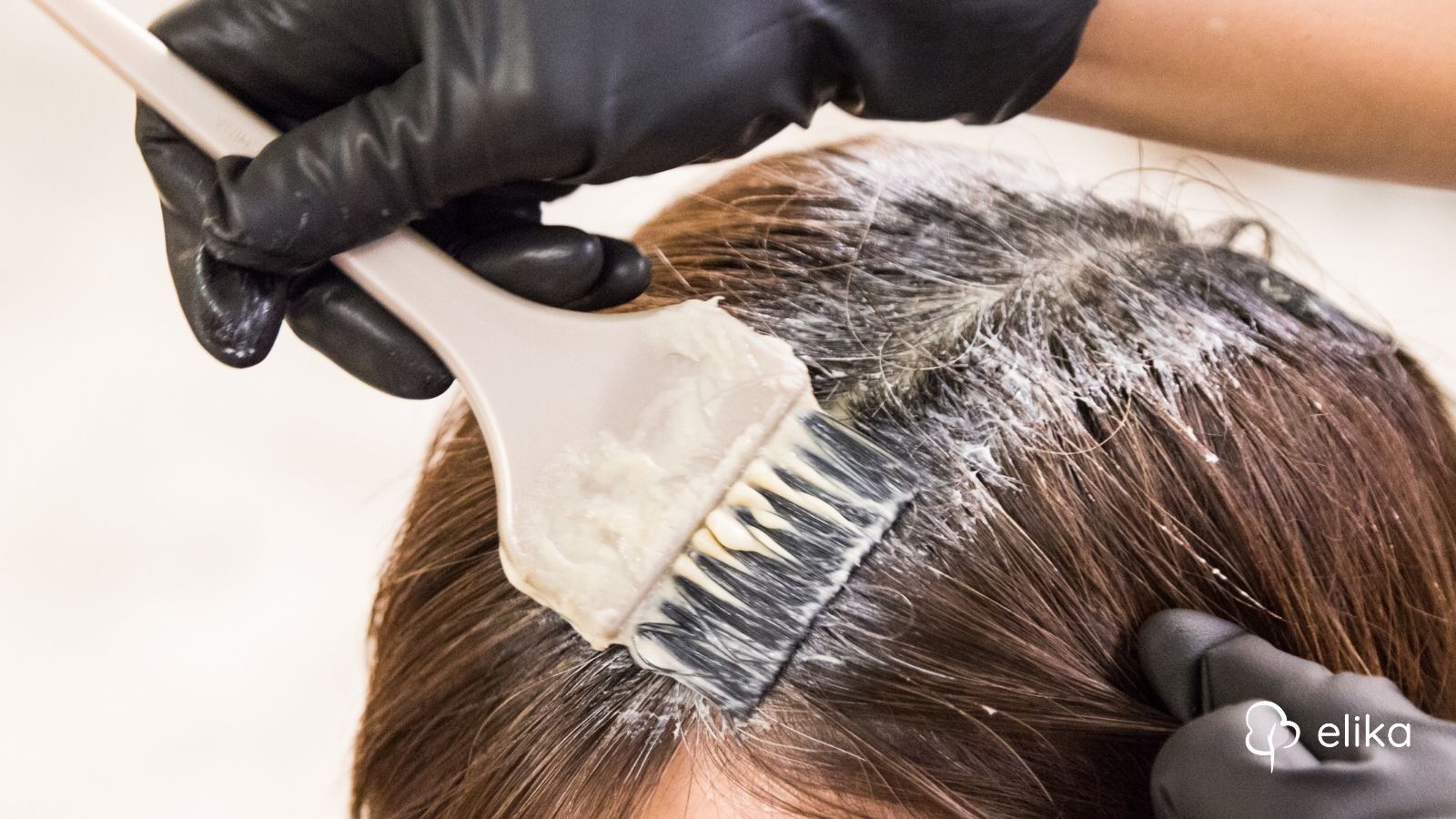 Saçını tez-tez boyayanların xərçəngə tutulma riski yüksəkdir -  Onkoloq