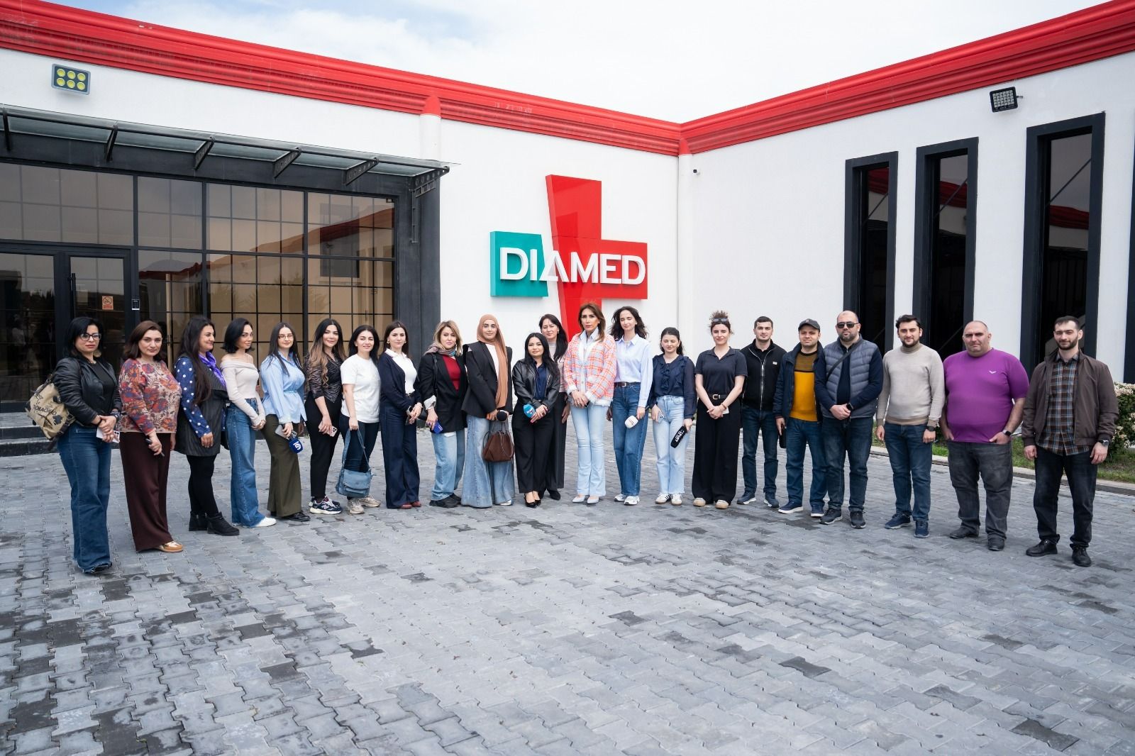 Azərbaycanda bu dərman məhsulları istehsal olunur -  Zavoda mediatur-FOTO