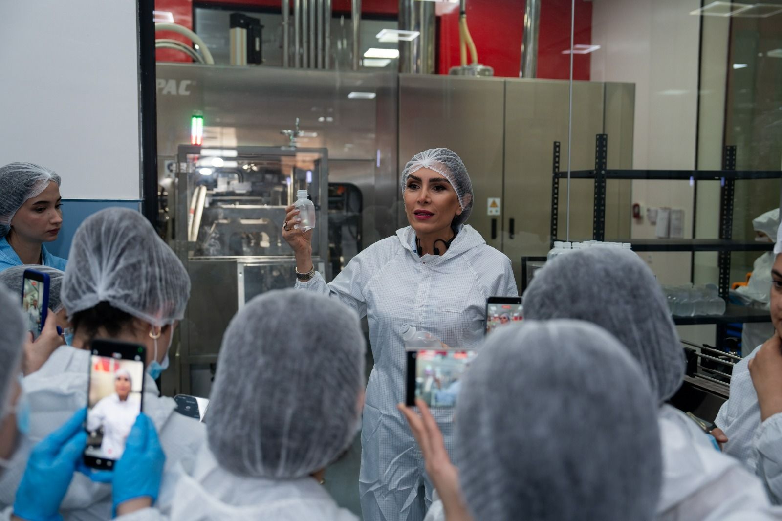 Azərbaycanda bu dərman məhsulları istehsal olunur -  Zavoda mediatur-FOTO