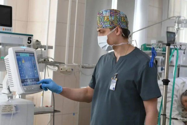 Ürəyi 71 dəqiqə dayanan qadın xilas edildi 