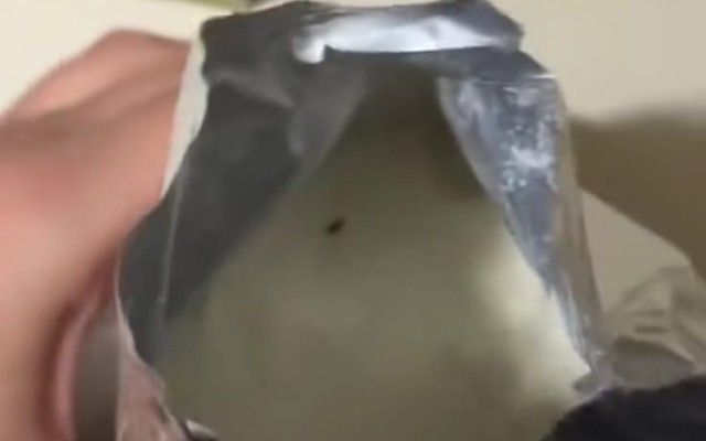 Uşaq qidasından həşərat çıxdı,  araşdırma başladıldı