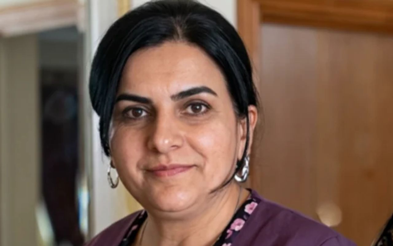 Dəhşətli qəzada ölən qadın müəllim imiş 