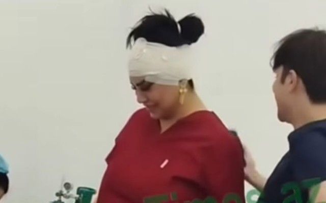 Xəstənin üzərində nalayiq hərəkətlər edən "həkim" yenidən əməliyyatlara girir? -  VİDEO