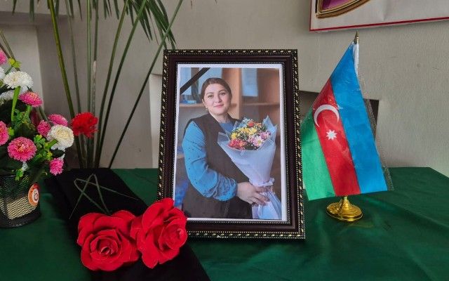 Müəllim vəfat etdi 