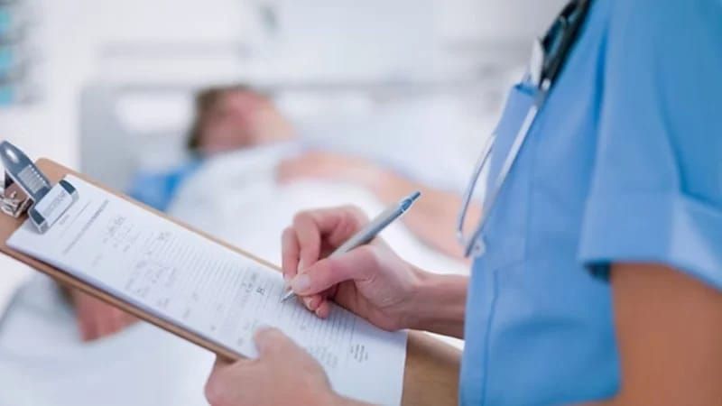 Elm izah edir: Əməliyyatdan sonrakı şiddətli ağrının  səbəbi D vitaminidir