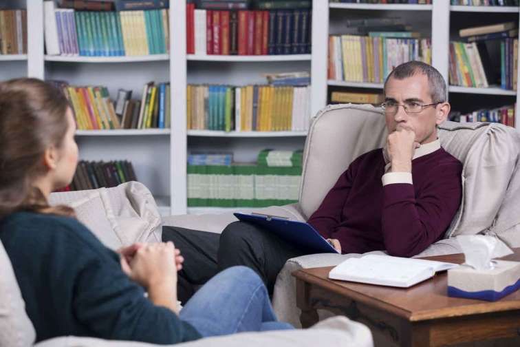 Mentor, "yaşam koçu", motivasiya təlimçisi:  Dəstək, yoxsa bahalı trend? - VİDEO