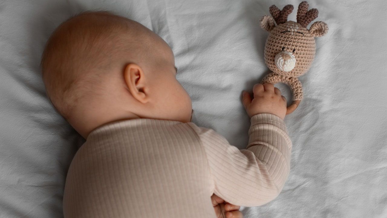 Hər bir ana bunu bilməlidir:  Körpənin qızdırmasını necə tez salmaq olar?