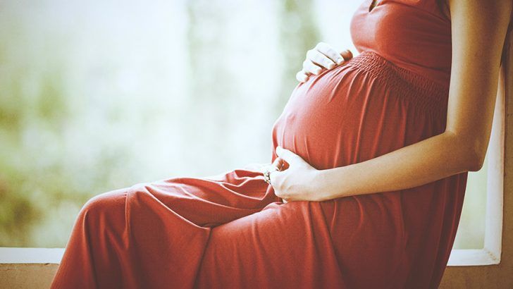 Yevlaxda 20 yaşlı qadın ölü döl doğdu 