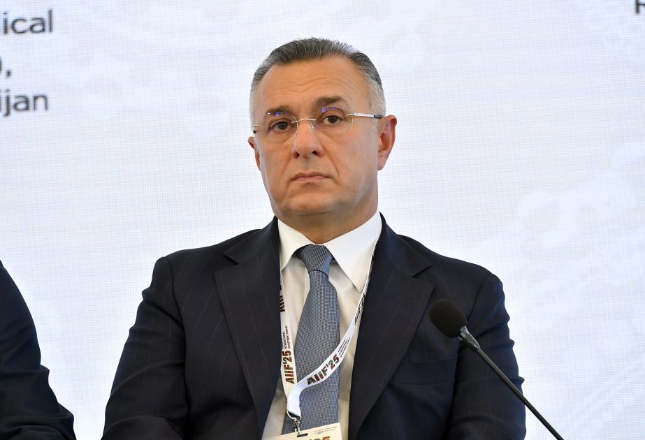Nazir ona yüksək vəzifə verdi -  FOTO
