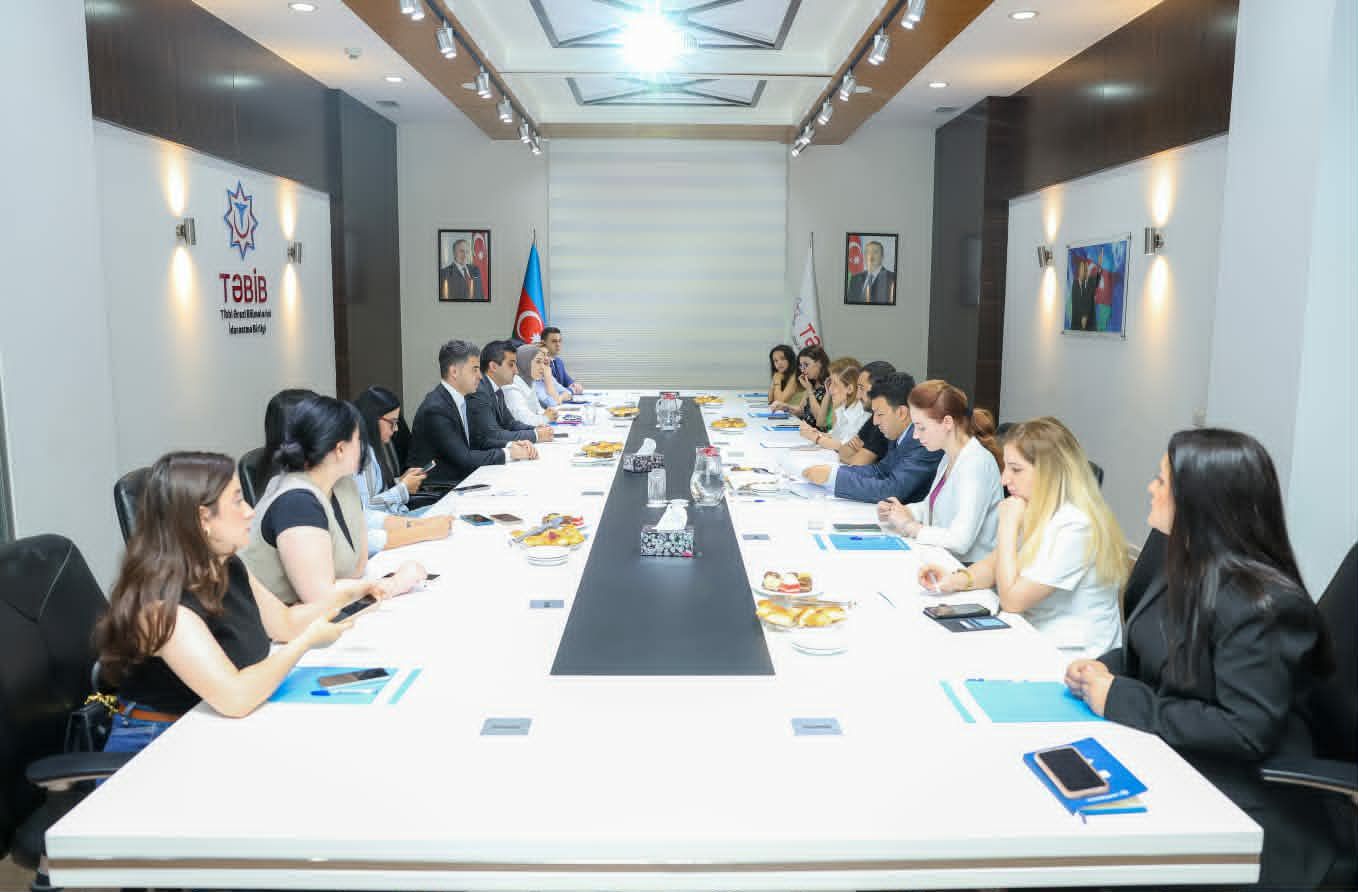 TƏBİB-də media nümayəndələri ilə görüş  - Foto