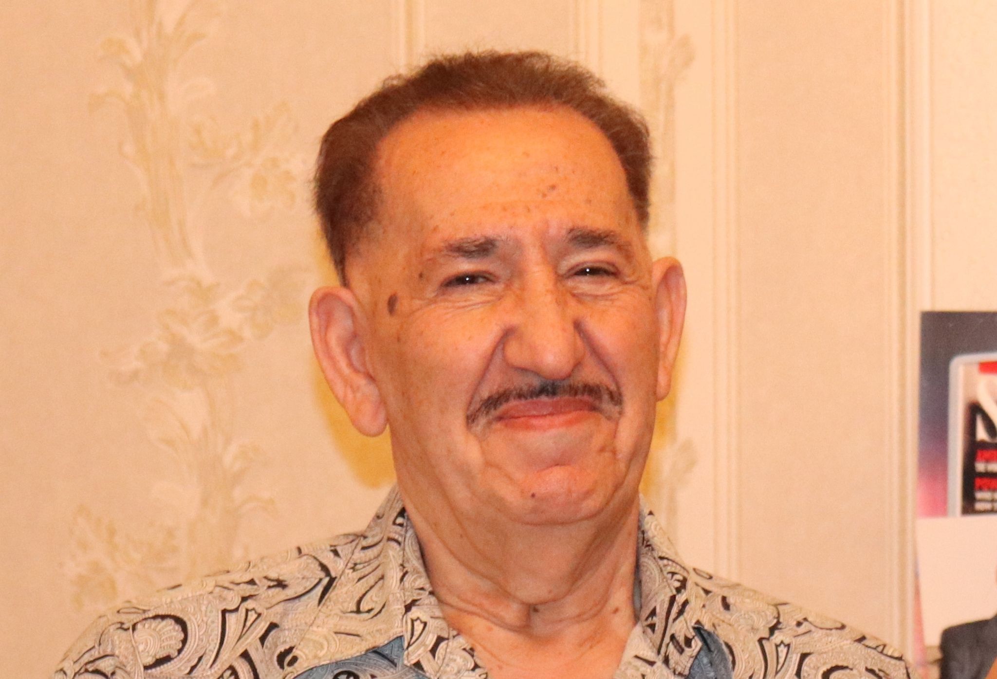 Almaniyalı naziri əməliyyat edib, əvəzinə  Azərbaycana 40 milyonluq yardım alan Ağabəy Azərbaycani...
