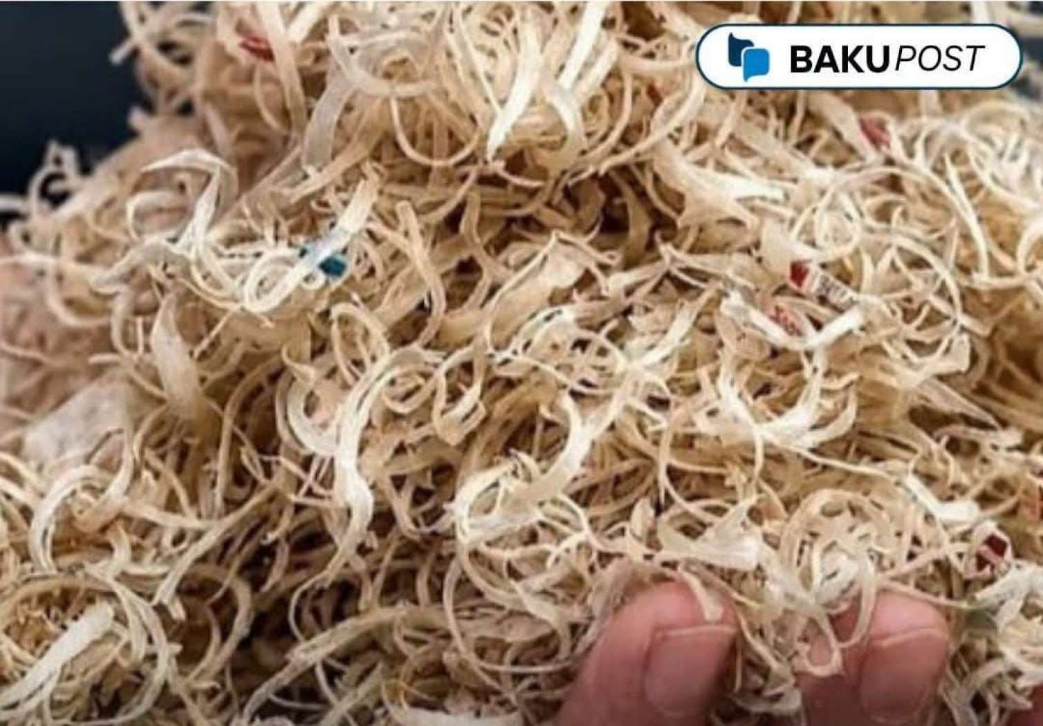 Kəsdiyi dırnaqları dərman olaraq satdı  - Kilosu 37 manata