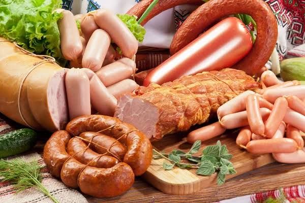Kolbasa – sosis qanda şəkəri qaldırır? 