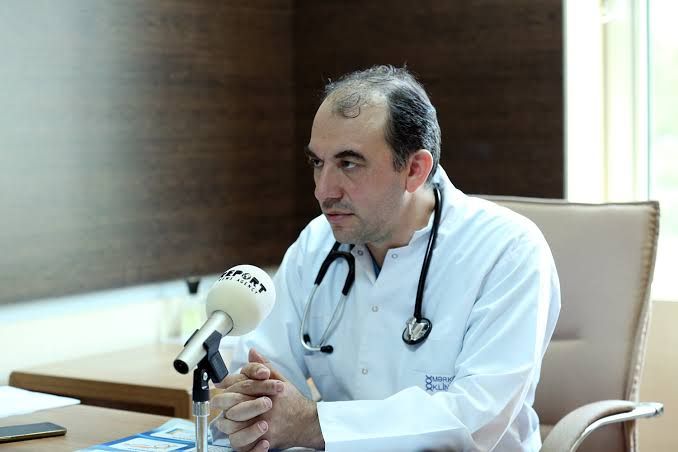 Tanınmış kardioloqdan haqqında yayılan ittihamlara    Açıqlama