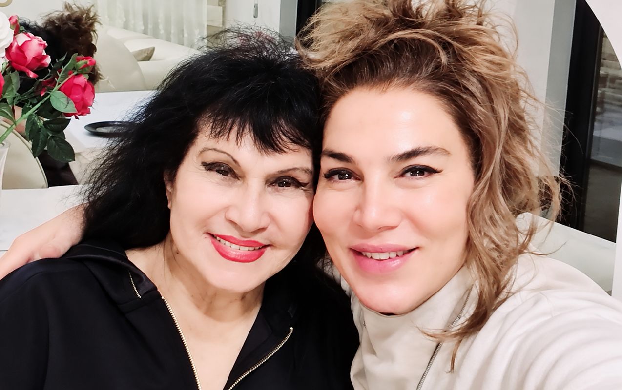 89 yaşlı Zeynəb Xanlarovanın yeni  FOTOSU