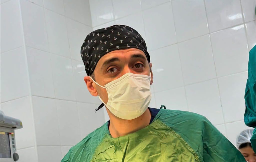 Tanınmış cərrah İcbari Tibbi Sığortanı sərt tənqid etdi -  "Rüşvət alaq, yoxsa ölkədən gedək?"