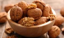 Bu üsulla qoz qabıqları daha asan qırılır 