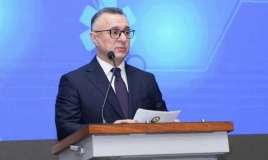 Nazir “Səhiyyə əlaçısı” medalını vermədi -  Qalmaqal