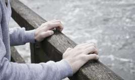 İntihar fikrinə düşənləri bu vitamin   xilas edə bilər