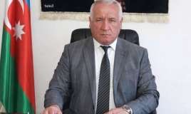 Liseyin həbsdə olan direktoru öldü  