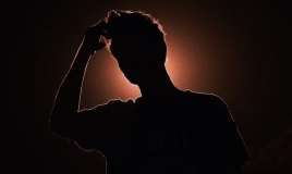  Beyin xərçənginə xas bəzi əlamətlər 