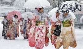 Qar çovğunu Yaponiyanı iflic etdi 