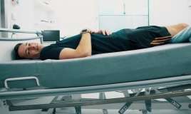 10 gün yataqda uzanmağı bacarana   5000 avro ödəniləcək