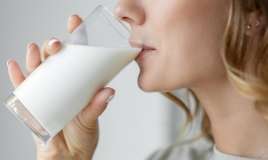 Qrip və qızdırma zamanı süd içmək faydalıdır? 