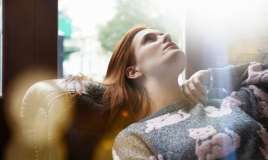 Ölən insanın ruhunun yaxınlıqda olduğunu göstərən    ƏLAMƏTLƏR