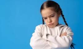 İnadkar uşaqlara qarşı necə davranmalı? -  Mütəxəssislər açıqlayır