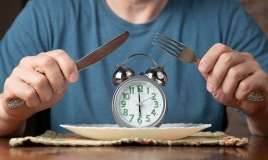 Aralıqlı oruc erkən ölüm riskini  artırır  – Xəbərdarlıq